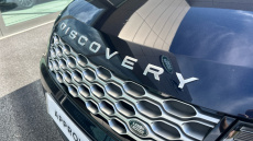 Land Rover Discovery 3.0 D300 S 5dr Auto Diesel Station Wagon